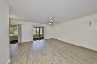 431 Gloucester Blvd, Sun City Center, FL 33573 - Photo 5