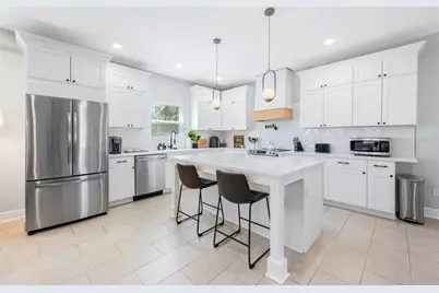 707 N Disston Avenue, Tarpon Springs, FL 34689 - Photo 13