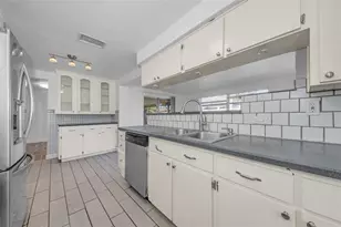 5705 Mariposa Dr, Holiday, FL 34690 - Photo 19