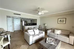 880 Mandalay Ave, Clearwater Beach, FL 33767 - Photo 13