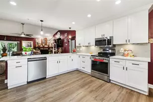 5016 Swallow Dr, Land O Lakes, FL 34639 - Photo 19