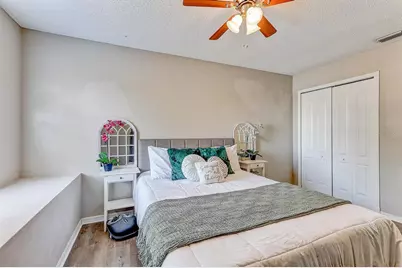 1325 Windjammer Place, Valrico, FL 33594 - Photo 37