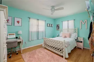 230 43rd Ave NE, Saint Petersburg, FL 33703 - Photo 23