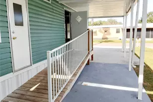 1005 Whitehurst Rd, Plant City, FL 33563 - Photo 3