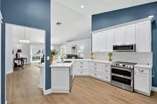 9305 Knightsbridge Ct, Tampa, FL 33647 - Photo 9