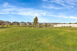 5106 Plumeria Dr, Wimauma, FL 33598 - Photo 7