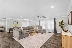 4592 40th St S, Saint Petersburg, FL 33711 - Photo 15