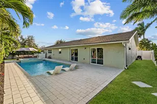 4592 40th St S, Saint Petersburg, FL 33711 - Photo 33