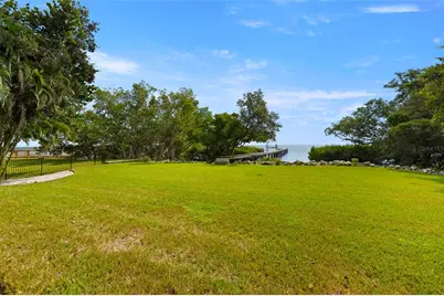 7240 Dr Martin Luther King Jr Street S, Saint Petersburg, FL 33705 - Photo 75