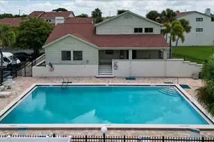 637 Drake Ln N, Dunedin, FL 34698 - Photo 47