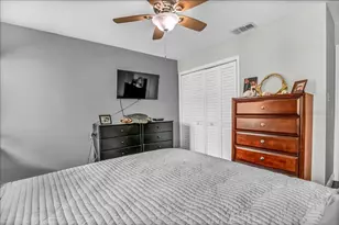 637 Drake Ln N, Dunedin, FL 34698 - Photo 5