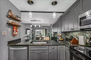 637 Drake Ln N, Dunedin, FL 34698 - Photo 17