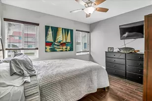 637 Drake Ln N, Dunedin, FL 34698 - Photo 3