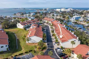 2363 Hanover Dr, Dunedin, FL 34698 - Photo 1