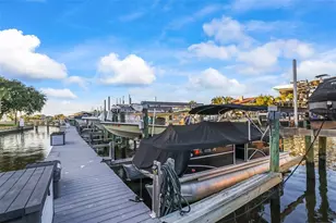 2363 Hanover Dr, Dunedin, FL 34698 - Photo 5