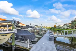 2363 Hanover Dr, Dunedin, FL 34698 - Photo 43