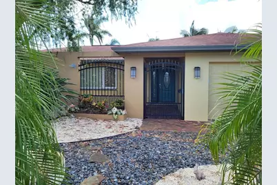 11174 90th Terrace, Seminole, FL 33772 - Photo 1