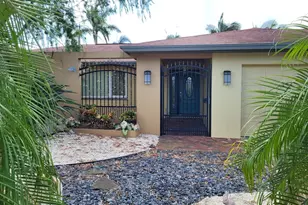 11174 90th Terrace, Seminole, FL 33772 - Photo 1
