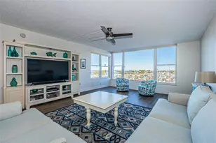 634 Edgewater Dr, Dunedin, FL 34698 - Photo 3