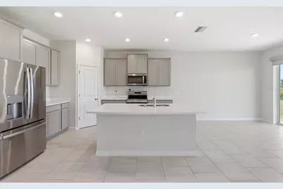 32430 Osprey Peak Way, San Antonio, FL 33576 - Photo 7