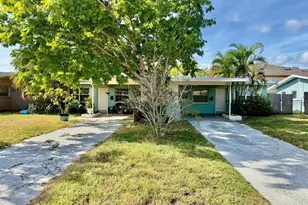 255 38th Ave SE, Saint Petersburg, FL 33705 - Photo 1