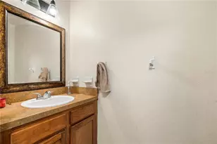 8613 N 15th St, Tampa, FL 33604 - Photo 15