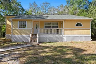 1343 Highland Ave, Tarpon Springs, FL 34689 - Photo 1