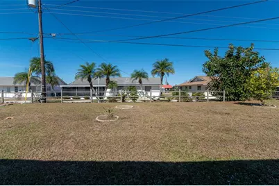 735 Torrey Pines Avenue, Sun City Center, FL 33573 - Photo 31