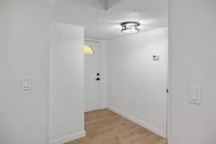 7604 Camarina Calle, Tampa, FL 33615 - Photo 3