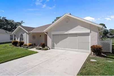 7167 Crown Oaks Drive, Spring Hill, FL 34606 - Photo 3