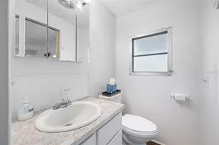 18675 US Hwy 19 N, Clearwater, FL 33764 - Photo 37