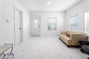 802 Jurgens St, Clearwater, FL 33755 - Photo 5