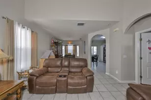 8446 Quarter Horse Dr, Riverview, FL 33578 - Photo 7