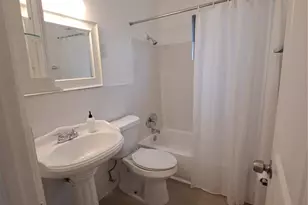 627 61st Ave S, Saint Petersburg, FL 33705 - Photo 17