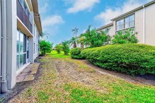 10280 Imperial Point Dr W, Largo, FL 33774 - Photo 13