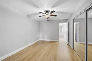 5865 37th Ave N, Saint Petersburg, FL 33710 - Photo 19