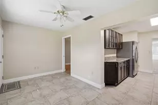 5865 37th Ave N, Saint Petersburg, FL 33710 - Photo 15
