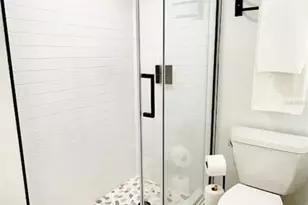 611 Destiny Dr, Ruskin, FL 33570 - Photo 9