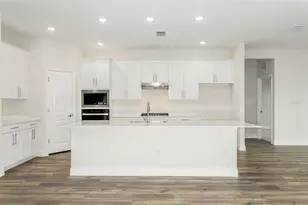33457 Twilight Sea Place, Dade City, FL 33525 - Photo 5