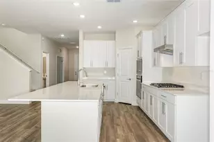 33457 Twilight Sea Place, Dade City, FL 33525 - Photo 7