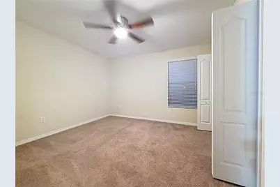 20013 Satin Leaf Avenue, Tampa, FL 33647 - Photo 9