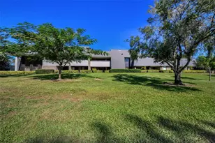 36750 US Hwy 19 N, Palm Harbor, FL 34684 - Photo 39