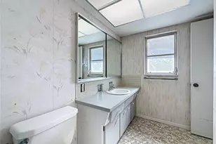 10340 Monarch Dr, Largo, FL 33774 - Photo 43