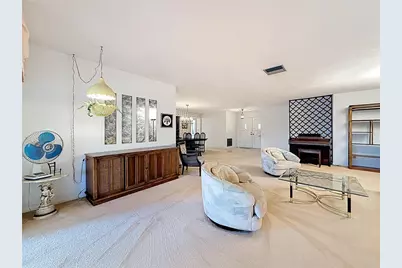 10340 Monarch Drive, Largo, FL 33774 - Photo 11