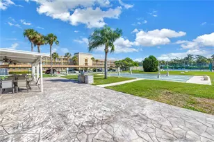 93 Boca Ciega Point Blvd N, Saint Petersburg, FL 33708 - Photo 69