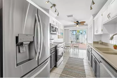 93 Boca Ciega Point Boulevard N #93, Saint Petersburg, FL 33708 - Photo 23