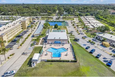 93 Boca Ciega Point Boulevard N #93, Saint Petersburg, FL 33708 - Photo 5