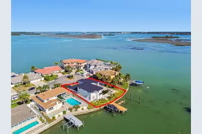 461 Palm Island NE, Clearwater Beach, FL 33767 - Photo 1