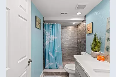 205 Dolphin Point #4, Clearwater Beach, FL 33767 - Photo 15