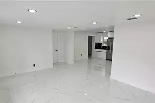 1506 E Poinsettia Ave, Tampa, FL 33612 - Photo 3